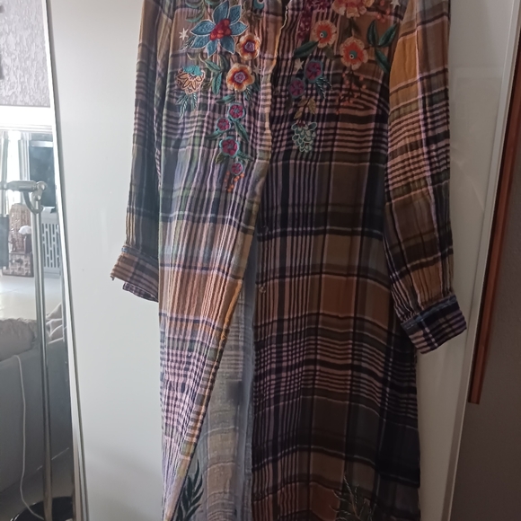 Shirt Dress/ Kimono Style with Exclusive Embroidery. - Picture 6 of 15